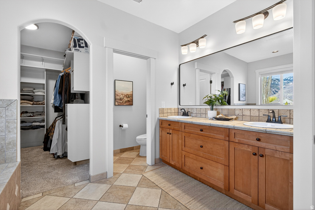 1882 W OLD FORT CIR Farmington, UT 84025