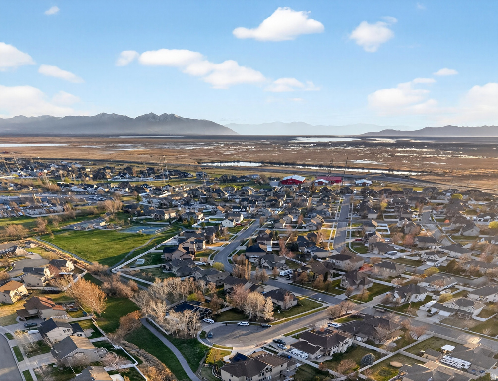 1882 W OLD FORT CIR Farmington, UT 84025