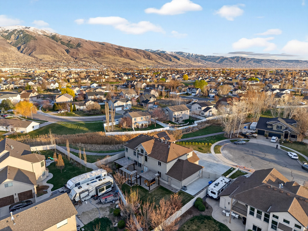 1882 W OLD FORT CIR Farmington, UT 84025