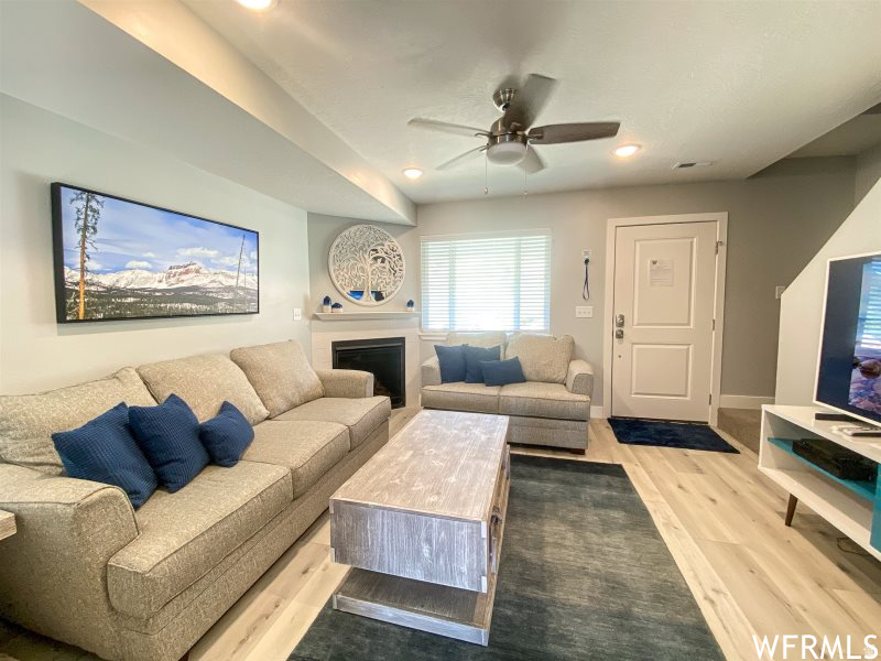 942 N NEWBERG DR #2 Garden City, UT 84028