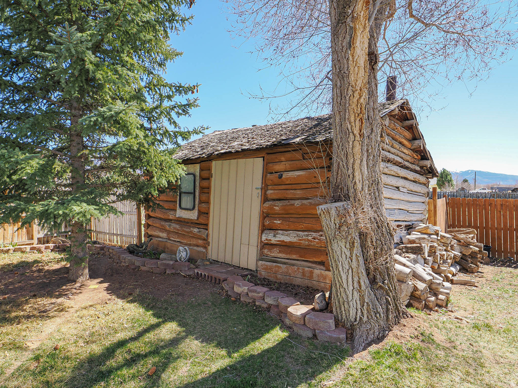 590 E 200 S Mt Pleasant, UT 84647