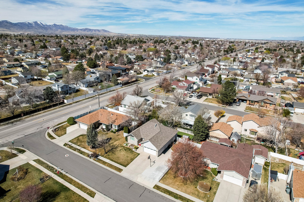 3974 W DUNKELD ST South Jordan, UT 84009