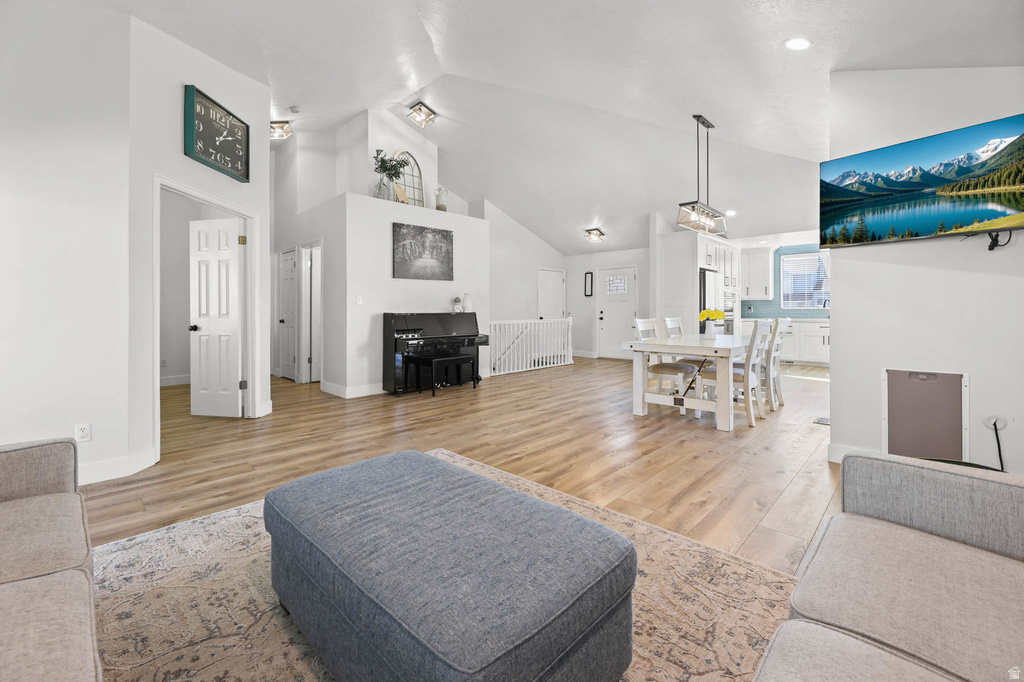 3974 W DUNKELD ST South Jordan, UT 84009