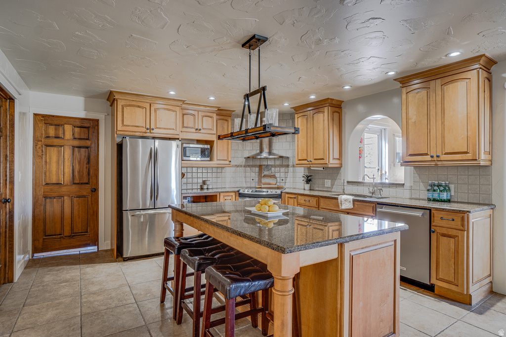 8088 W CANYON RD Herriman, UT 84096