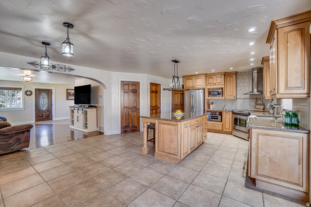 8088 W CANYON RD Herriman, UT 84096