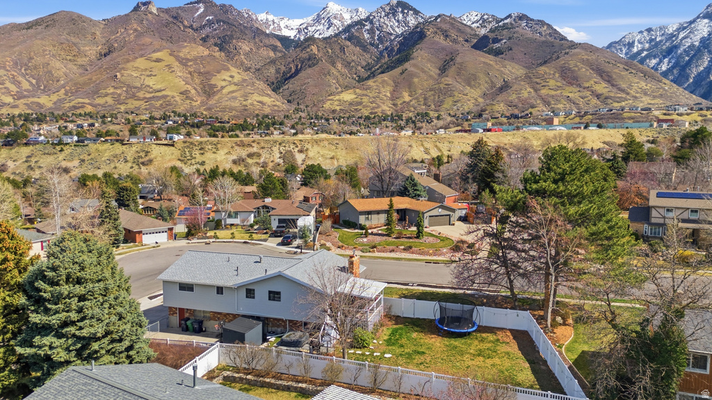 2853 E WILLOW DR Sandy, UT 84093