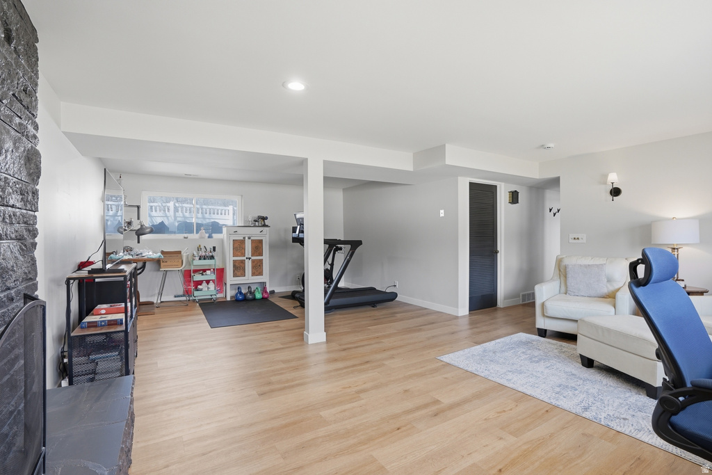 2853 E WILLOW DR Sandy, UT 84093