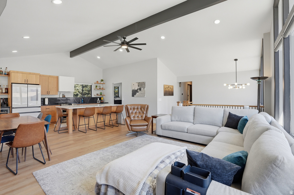 2853 E WILLOW DR Sandy, UT 84093