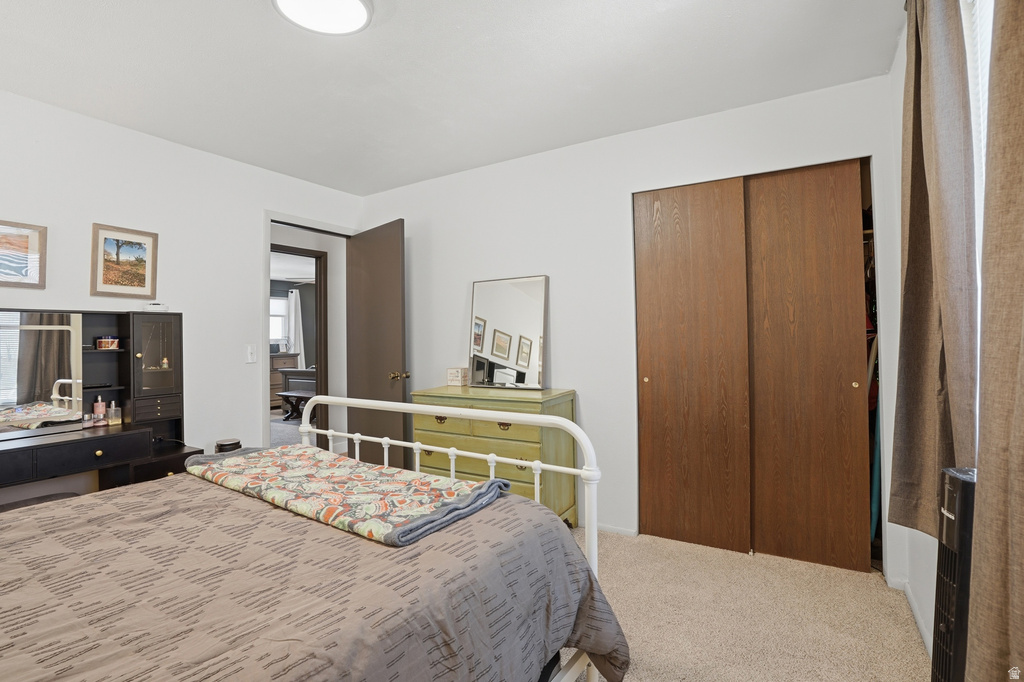 2853 E WILLOW DR Sandy, UT 84093