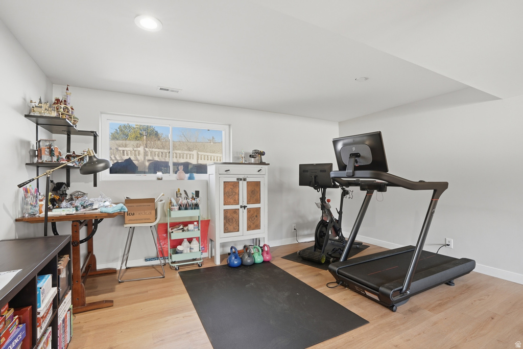 2853 E WILLOW DR Sandy, UT 84093