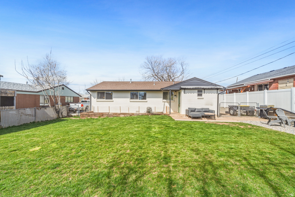 582 E 350 S Clearfield, UT 84015