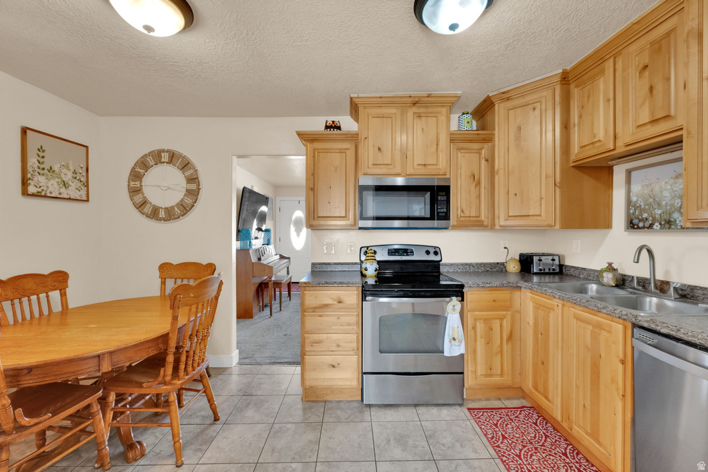 279 W PACIFIC DR American Fork, UT 84003