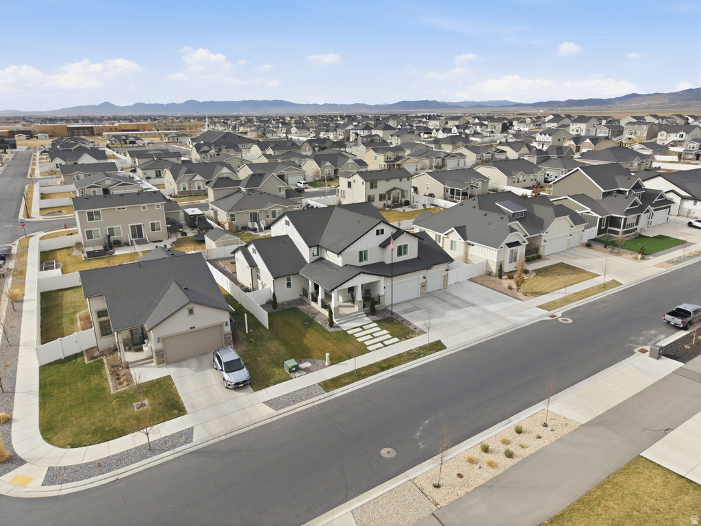 1448 E ERICKSON KNOLL LN Eagle Mountain, UT 84005