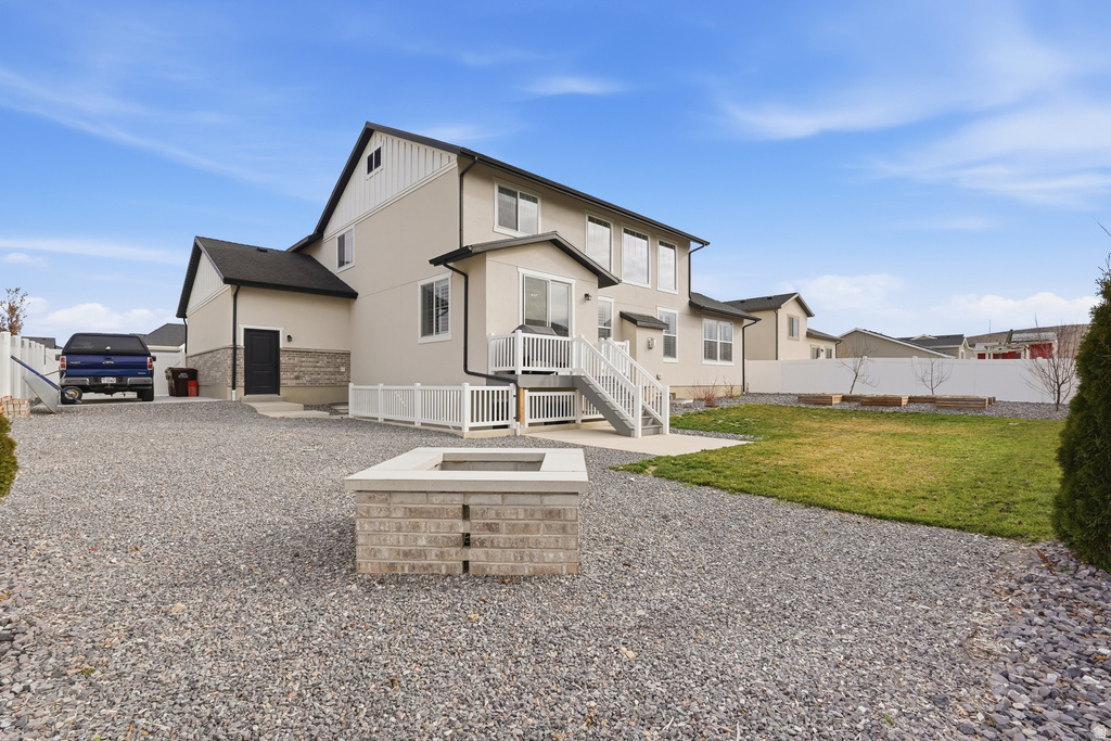 1448 E ERICKSON KNOLL LN Eagle Mountain, UT 84005