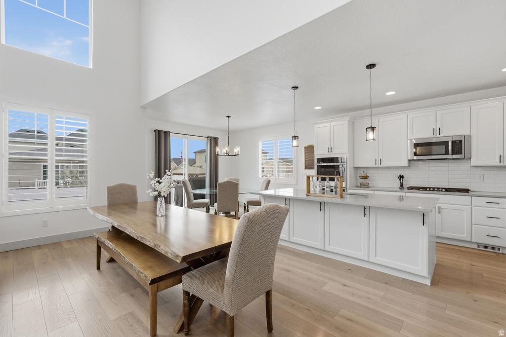 1448 E ERICKSON KNOLL LN Eagle Mountain, UT 84005