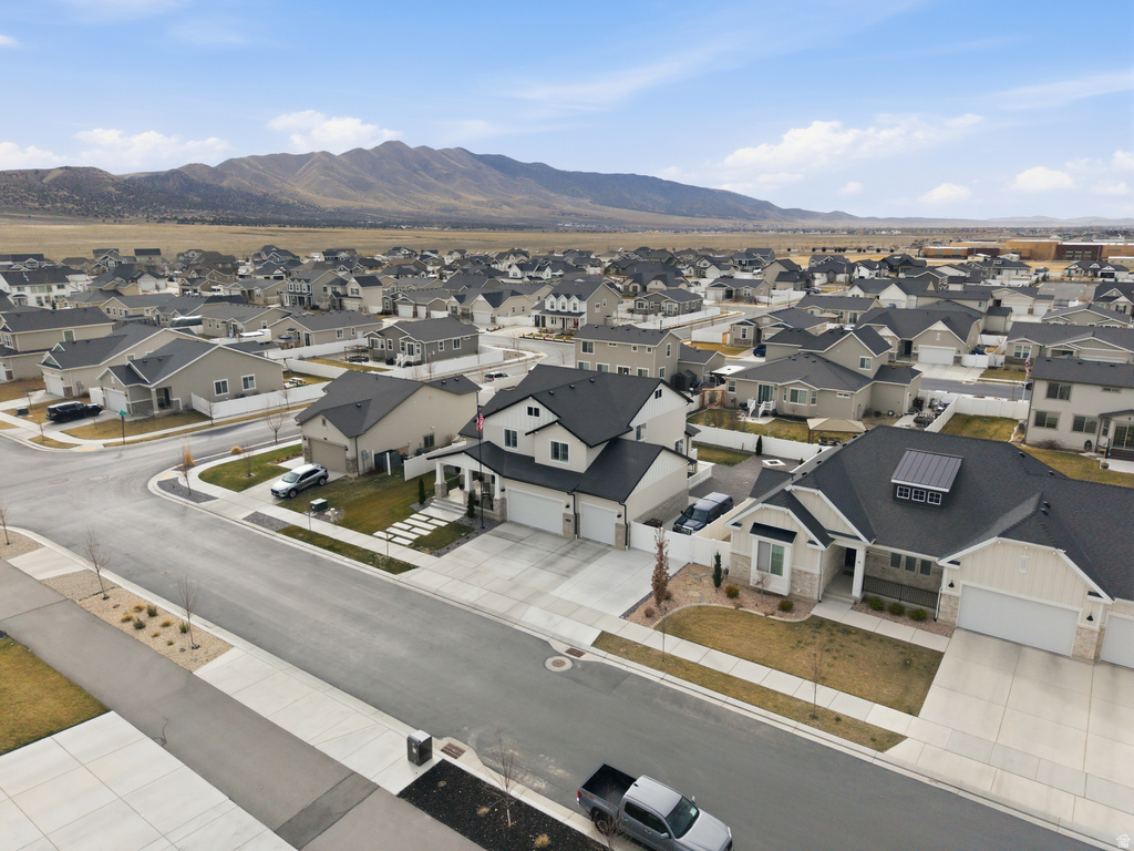 1448 E ERICKSON KNOLL LN Eagle Mountain, UT 84005