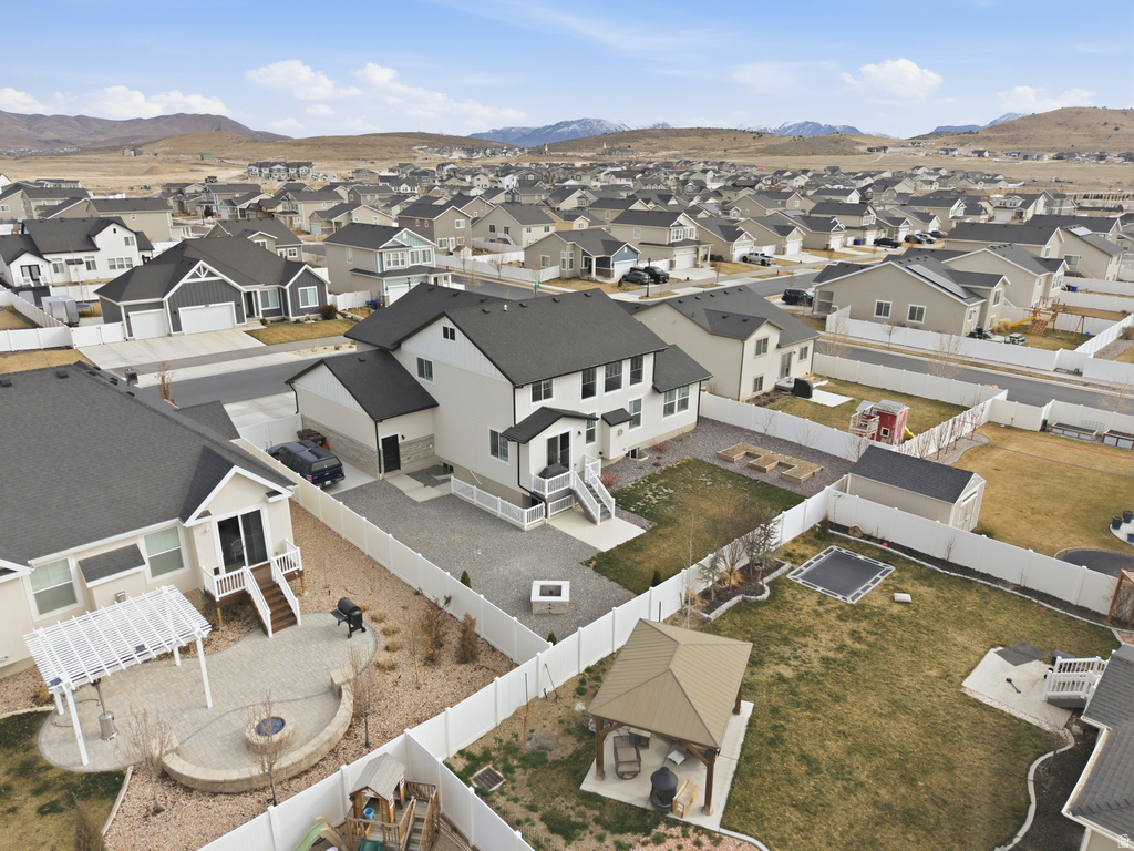 1448 E ERICKSON KNOLL LN Eagle Mountain, UT 84005