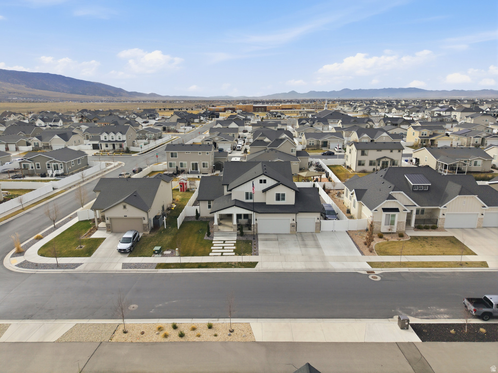 1448 E ERICKSON KNOLL LN Eagle Mountain, UT 84005