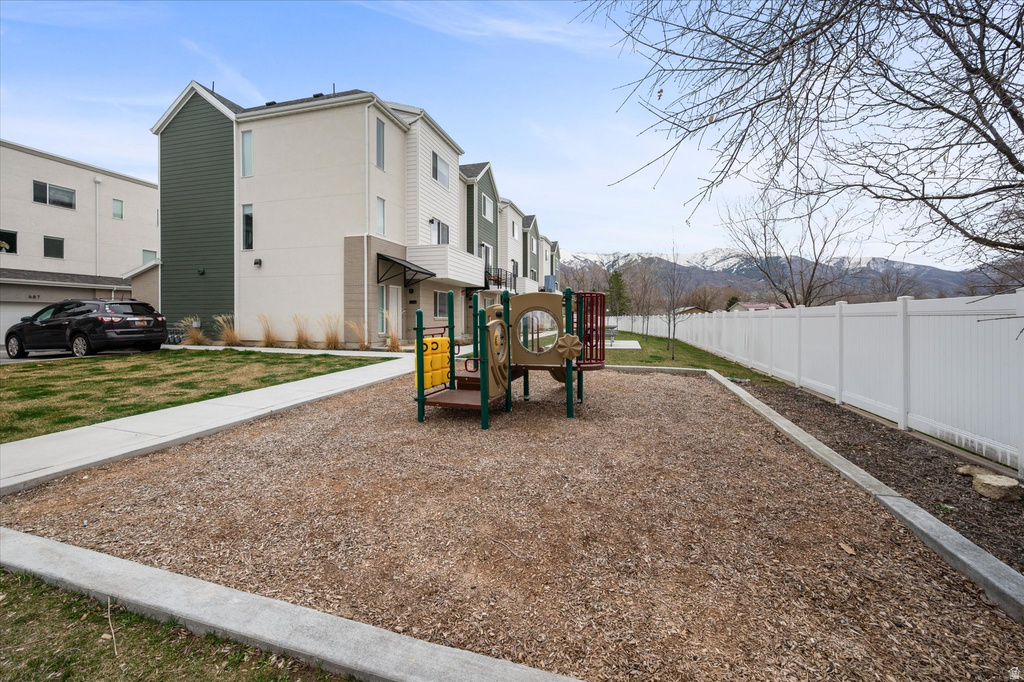 464 E ALICE WAY Layton, UT 84041