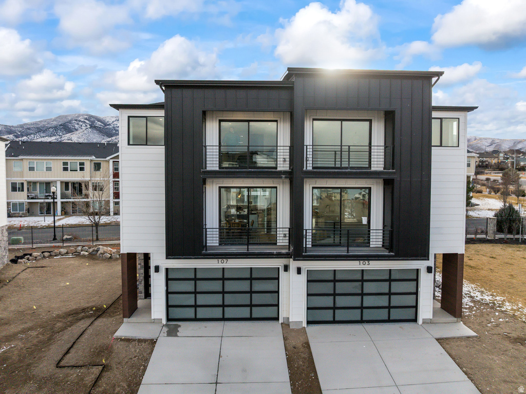 107 PALMER LN Saratoga Springs, UT 84045