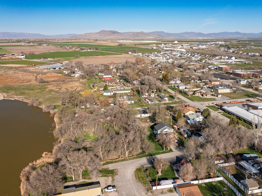 2185 N 3900 W Corinne, UT 84307