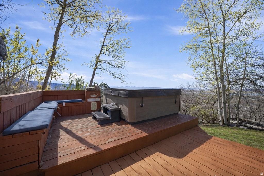 1290 OAKRIDGE DR Centerville, UT 84014