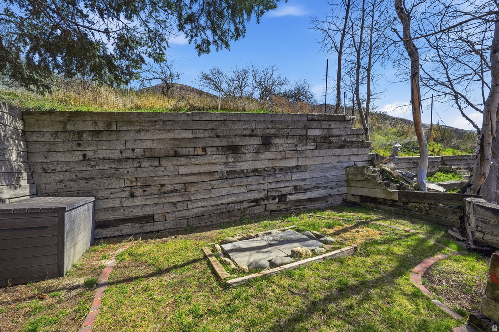 1290 OAKRIDGE DR Centerville, UT 84014