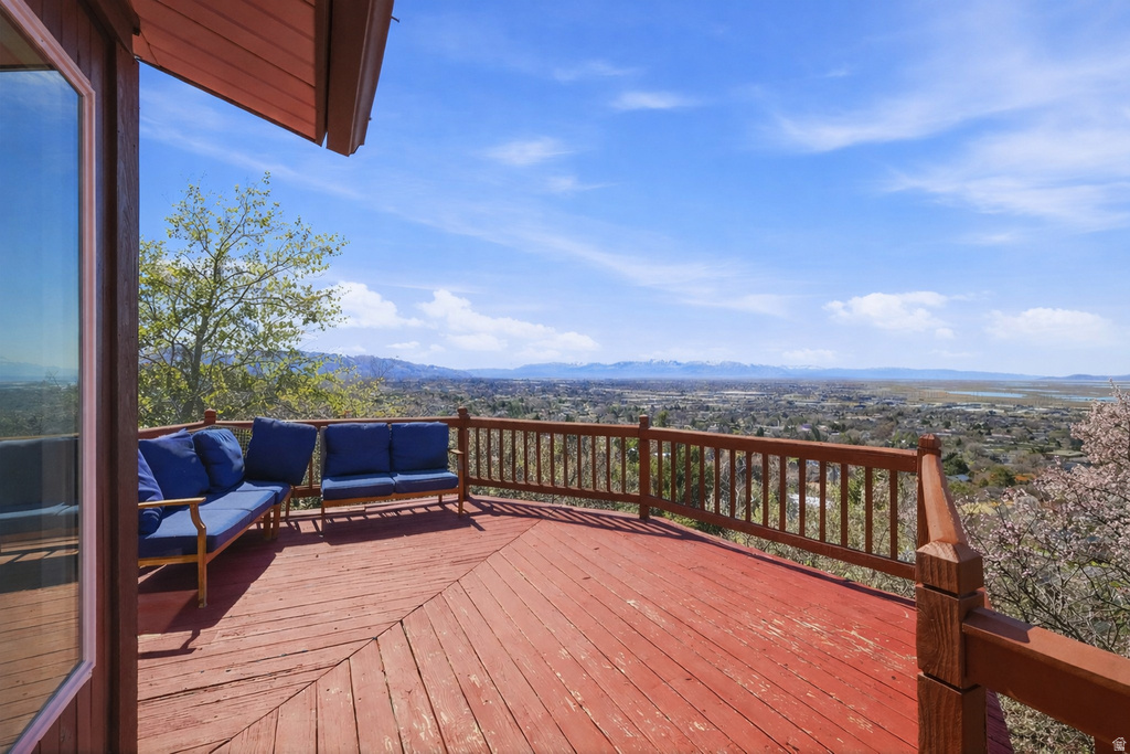 1290 OAKRIDGE DR Centerville, UT 84014