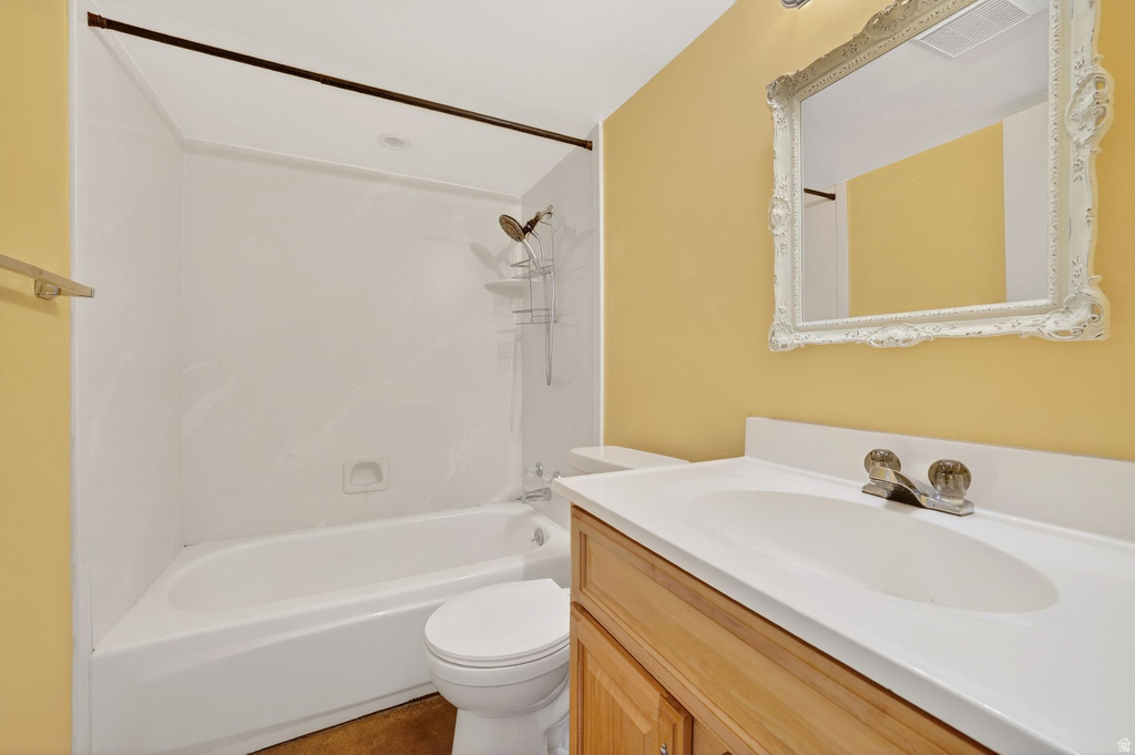 1290 OAKRIDGE DR Centerville, UT 84014