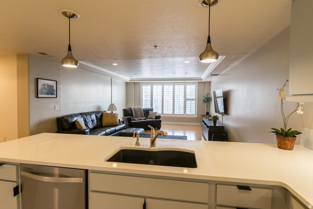 3075 E KENNEDY DR #405 Salt Lake City, UT 84108