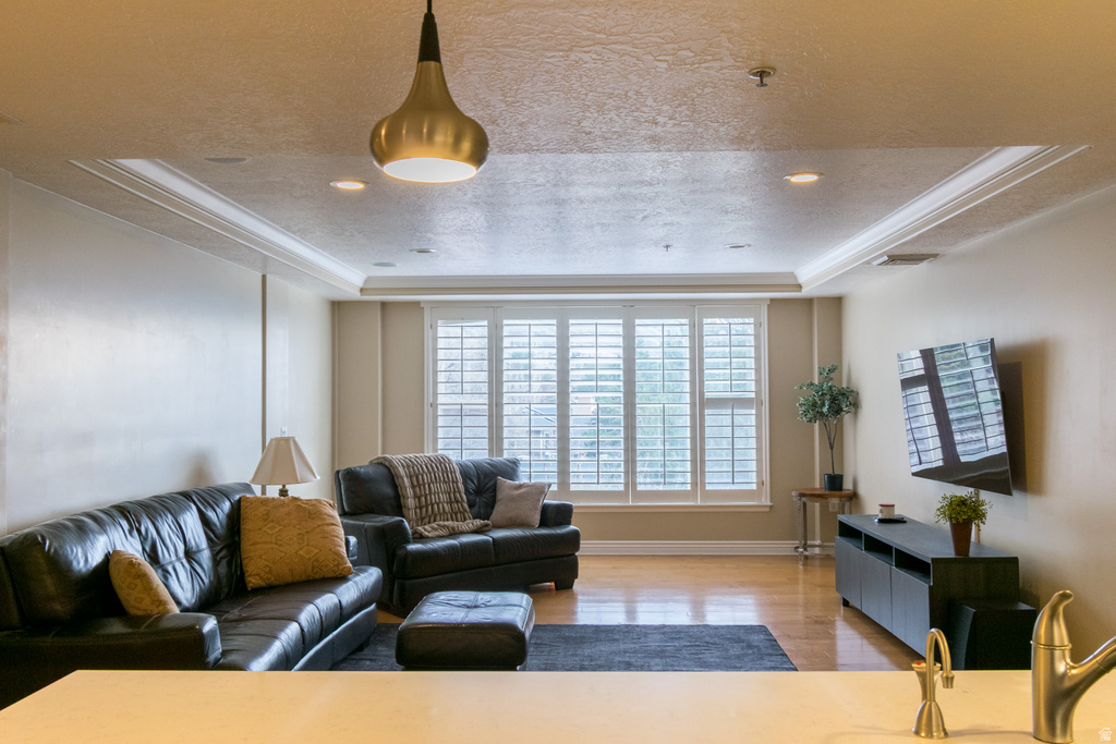 3075 E KENNEDY DR #405 Salt Lake City, UT 84108