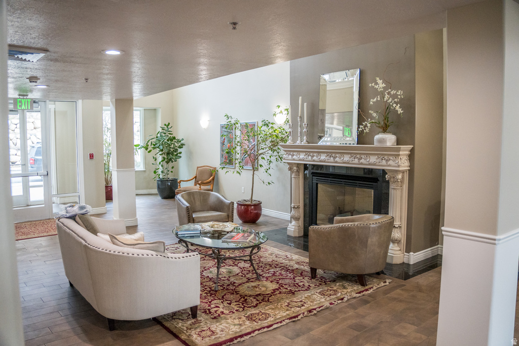 3075 E KENNEDY DR #405 Salt Lake City, UT 84108