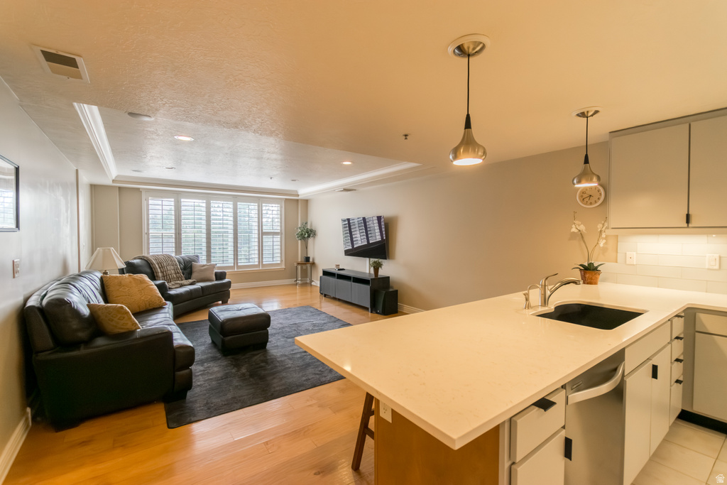 3075 E KENNEDY DR #405 Salt Lake City, UT 84108