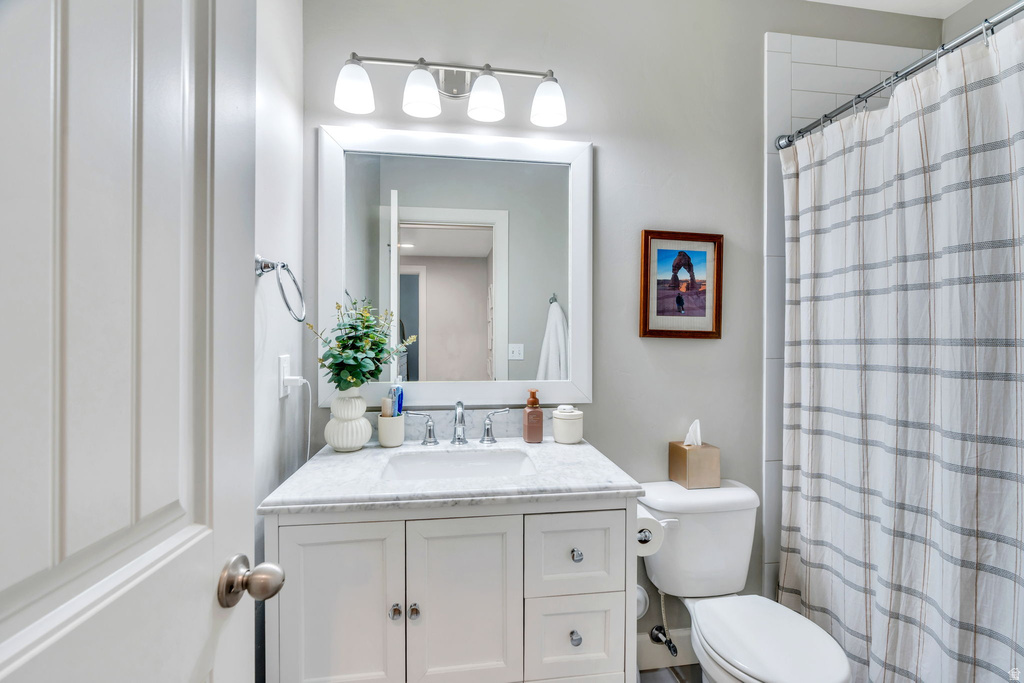 326 W SHORELINE CT Vineyard, UT 84059