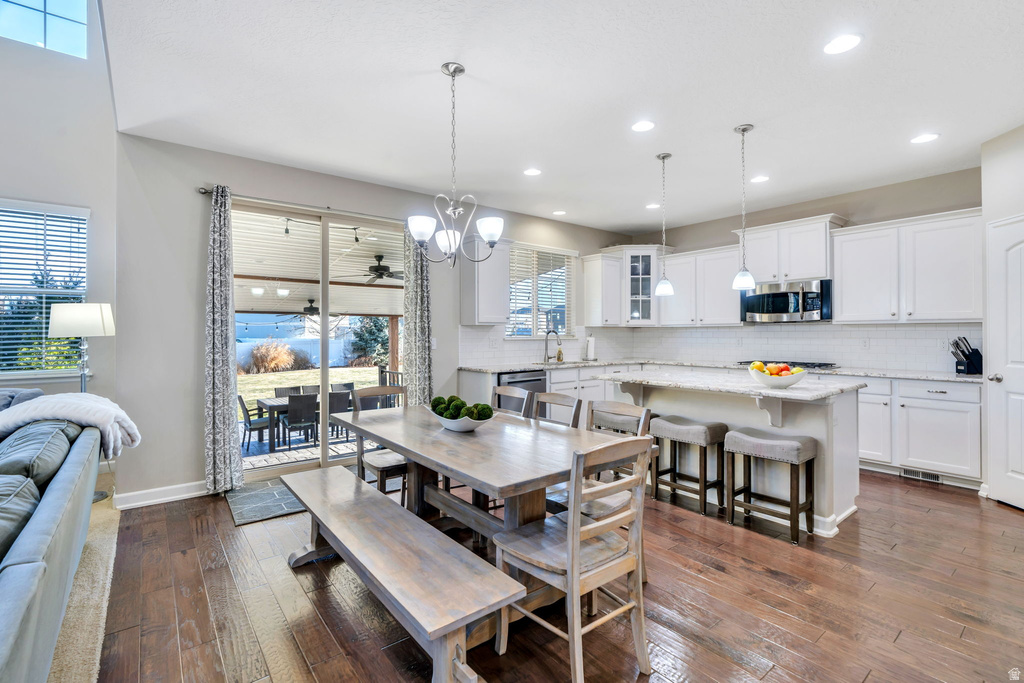 326 W SHORELINE CT Vineyard, UT 84059