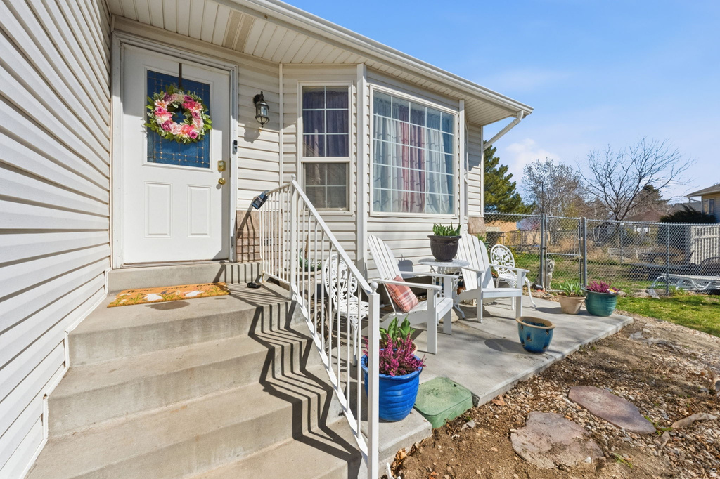 5664 W 5930 S Kearns, UT 84118