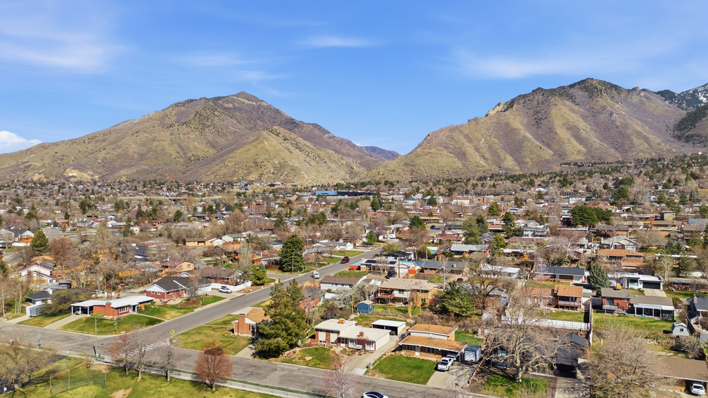4151 S 3100 E Holladay, UT 84124
