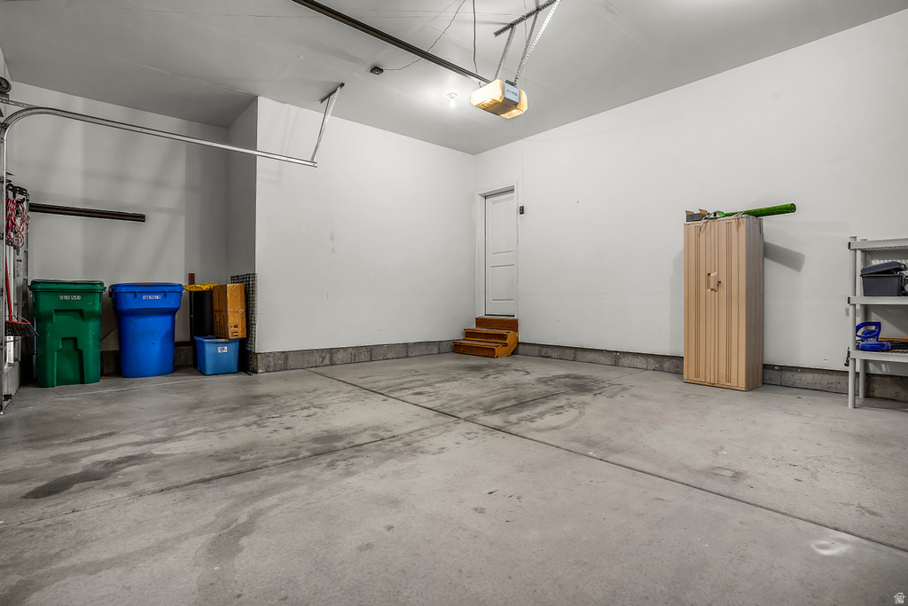 2162 W KIMBER LN Riverton, UT 84065