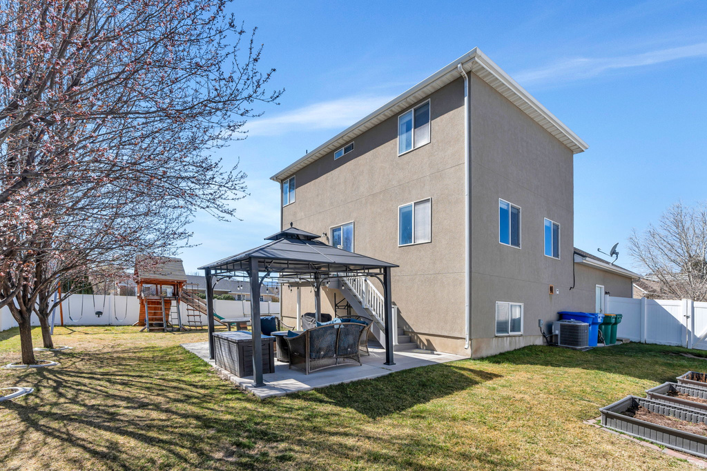 1512 N 250 W Lehi, UT 84043