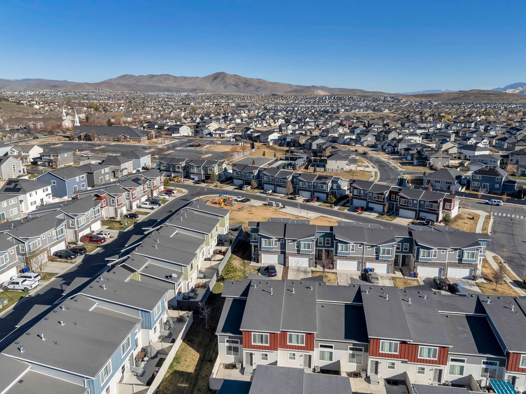 4288 E HALF TIMBER WAY Eagle Mountain, UT 84005