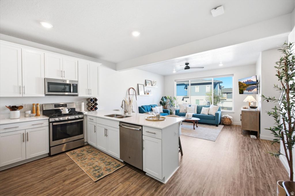 1010 W LAPIS FIELDS WAY Bluffdale, UT 84065