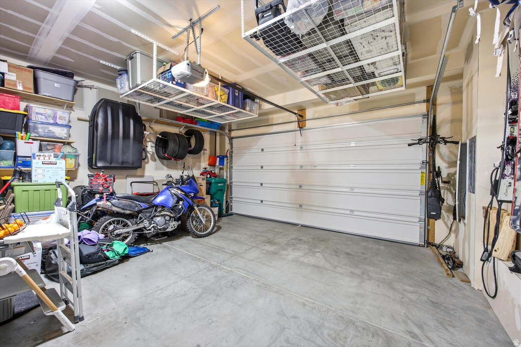 1010 W LAPIS FIELDS WAY Bluffdale, UT 84065