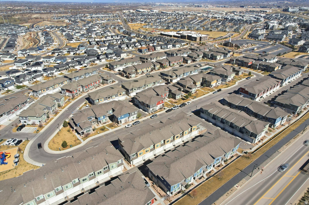 1010 W LAPIS FIELDS WAY Bluffdale, UT 84065