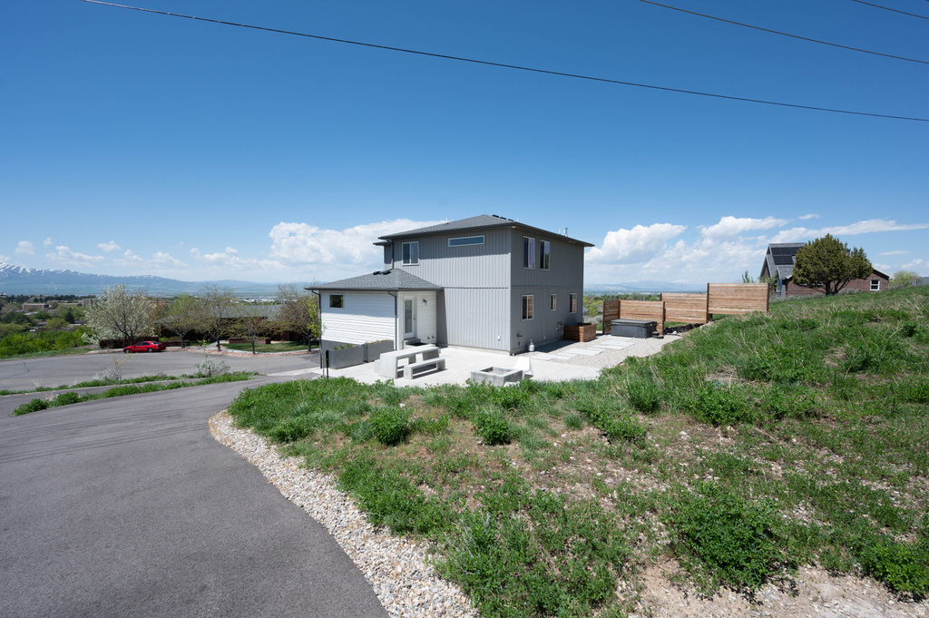 1156 CIRCLE VIEW DR Logan, UT 84341