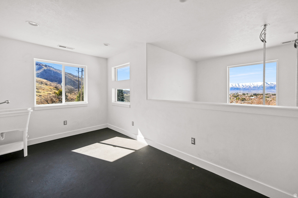 1156 CIRCLE VIEW DR Logan, UT 84341