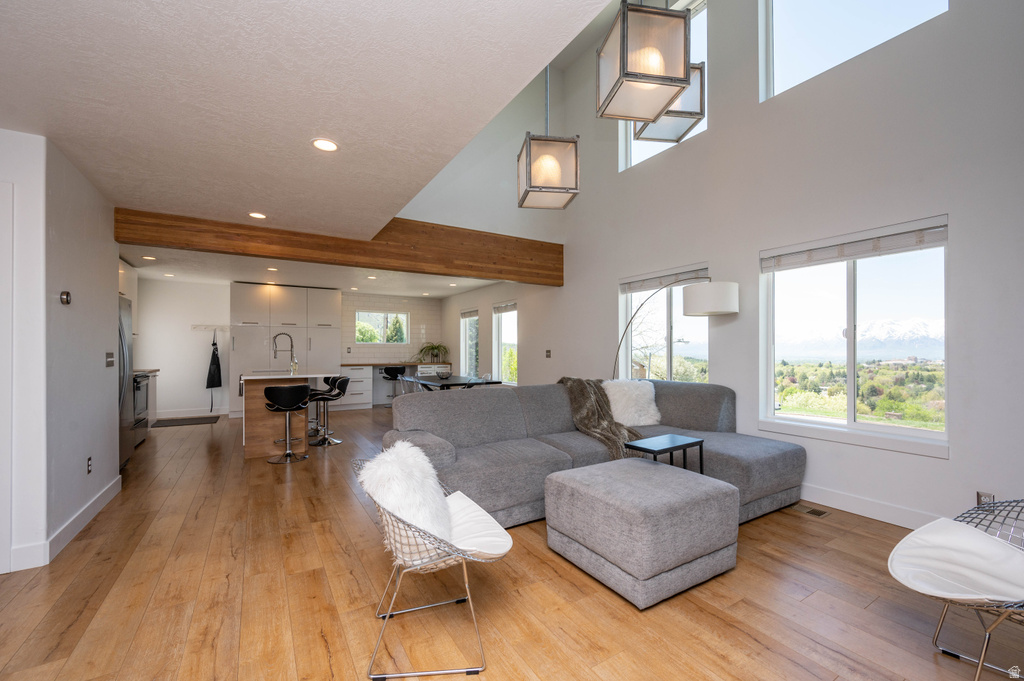 1156 CIRCLE VIEW DR Logan, UT 84341