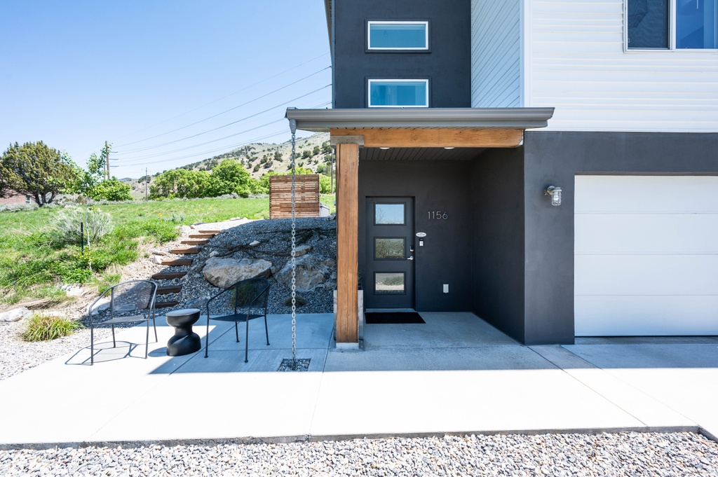 1156 CIRCLE VIEW DR Logan, UT 84341