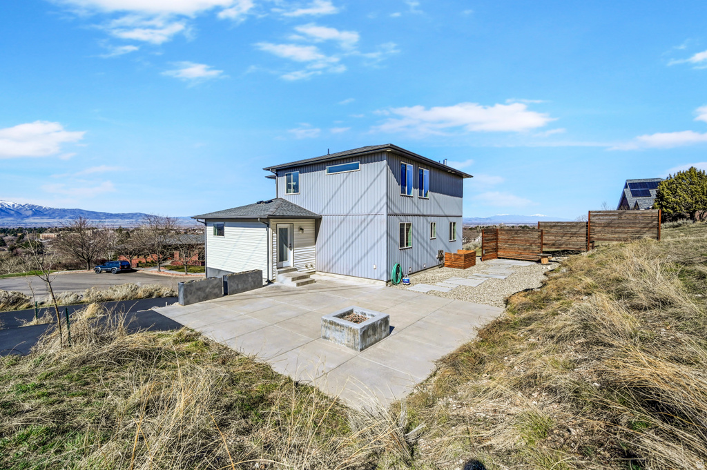 1156 CIRCLE VIEW DR Logan, UT 84341