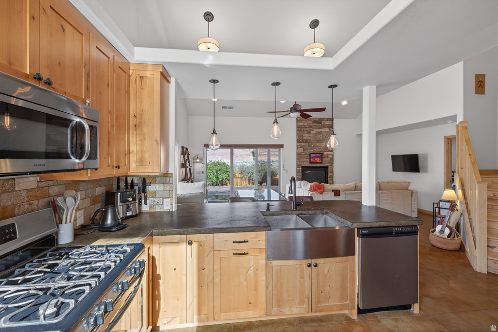 440 MCKAY PL Moab, UT 84532