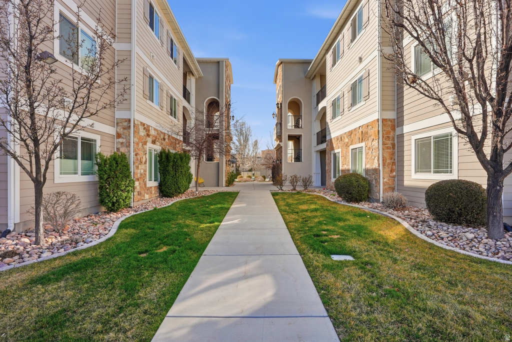 1873 N CREST RD Saratoga Springs, UT 84045